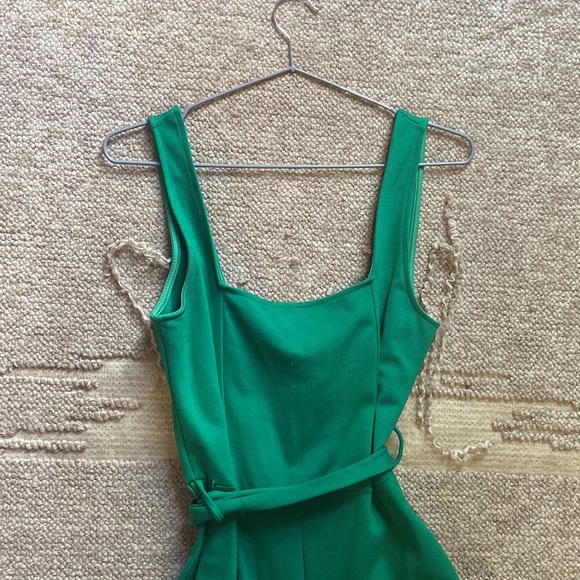 Green romper, flared and cropped! - Picture 2 of 5